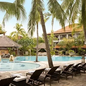 酒店 Santika Premiere Beach